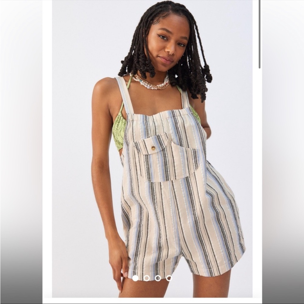 brand new urban outfitter romper overall small